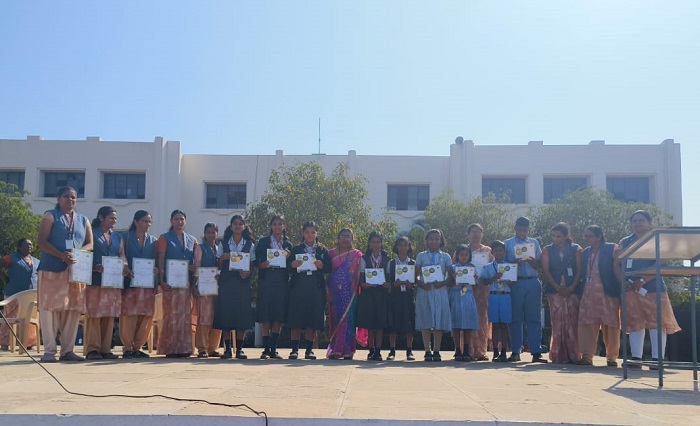 Olympiad Exam Gold Medalists with Teachers and Principal